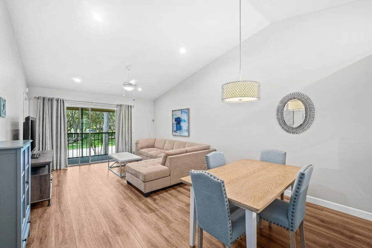 22148 Palms Way # 203, Boca Raton, FL 33433