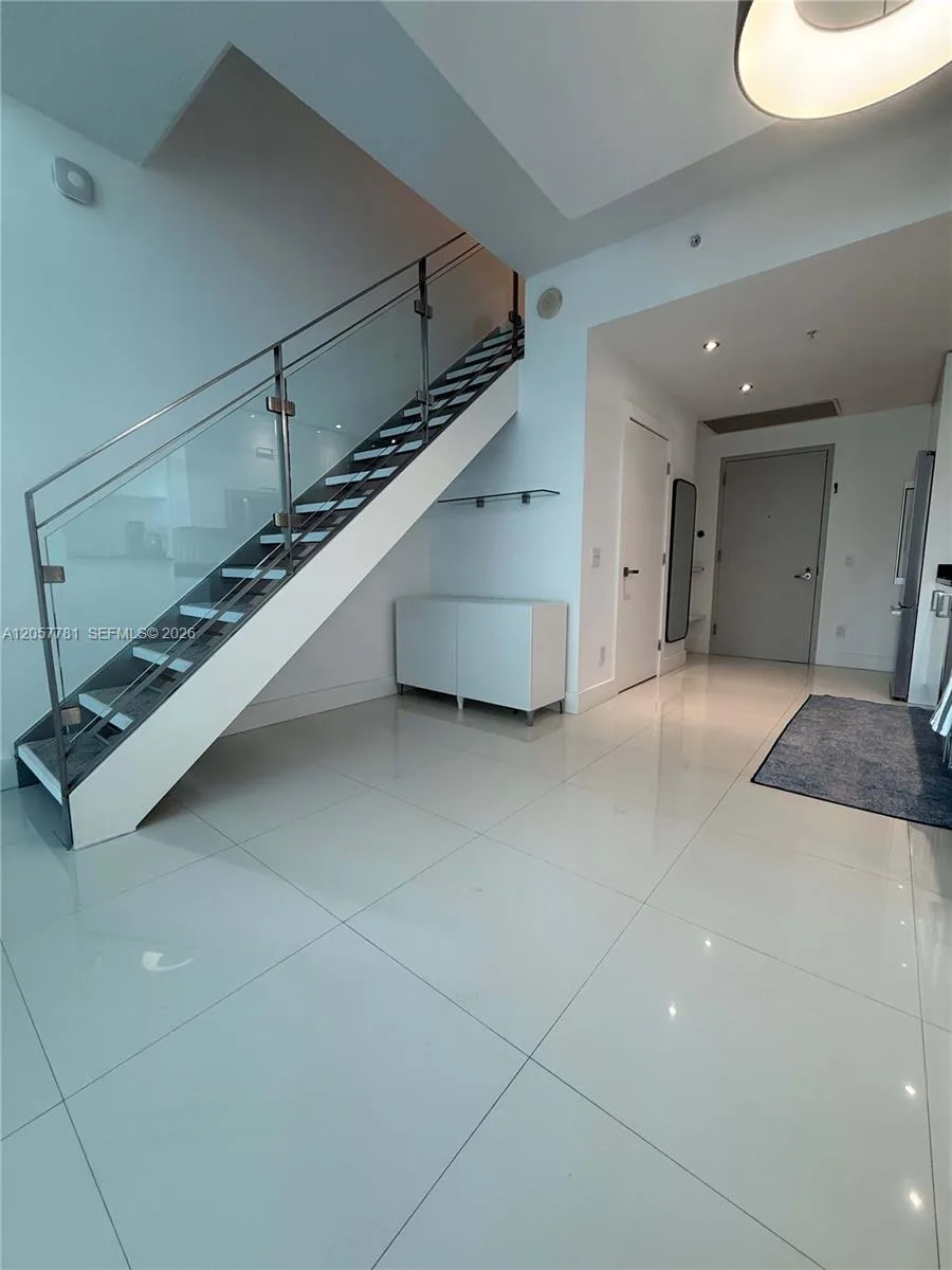 60 SW 13th St # 3808, Miami, FL 33130 photo 6