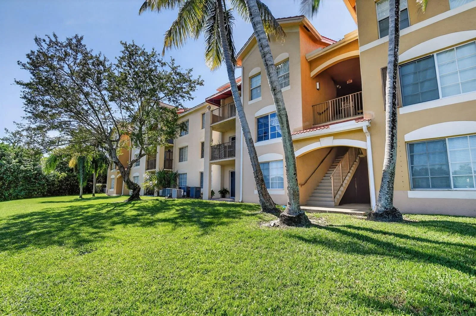 4180 San Marino Boulevard # 304, West Palm Beach, FL 33409