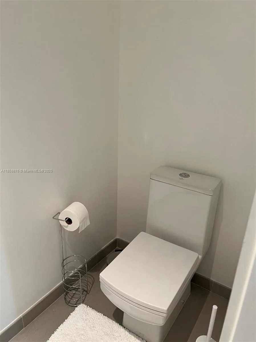 1080 Brickell Ave # 2602, Miami, FL 33131 photo 12