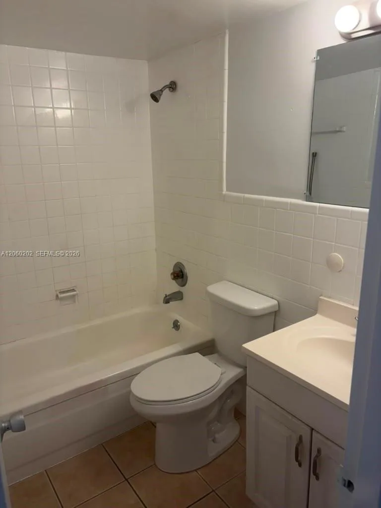 7917 West Dr # 16, North Bay Village, FL 33141 photo 10