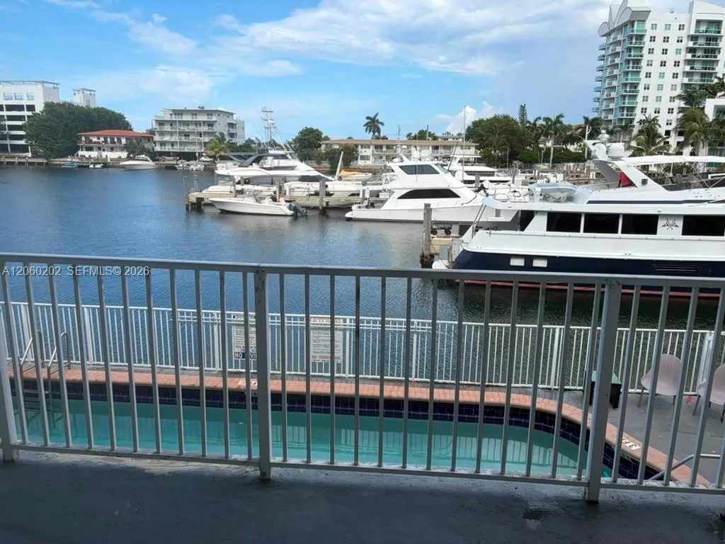7917 West Dr # 16, North Bay Village, FL 33141 photo 12