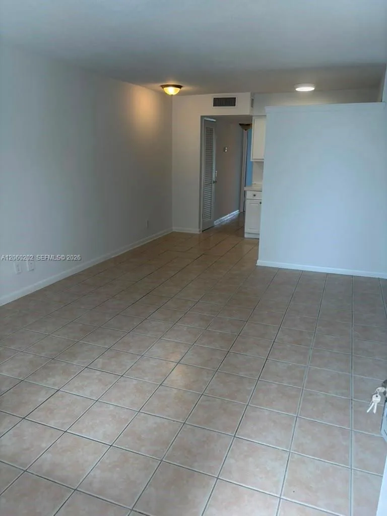 7917 West Dr # 16, North Bay Village, FL 33141 photo 2