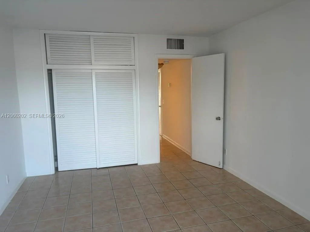 7917 West Dr # 16, North Bay Village, FL 33141 photo 8