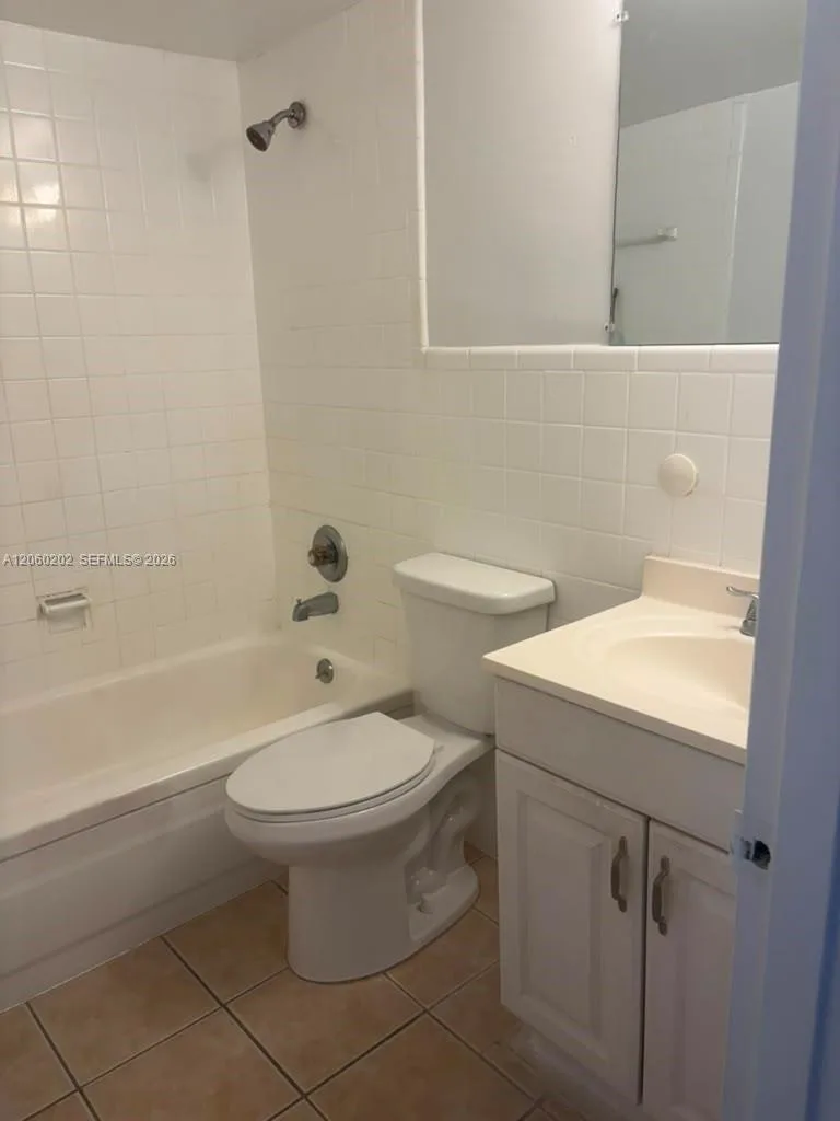 7917 West Dr # 16, North Bay Village, FL 33141 photo 9