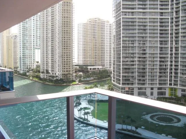 200 Biscayne Boulevard Way # 906, Miami, FL 33131