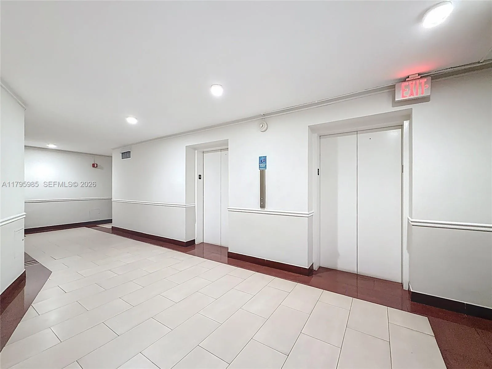 2899 Collins Ave # 1218, Miami Beach, FL 33140 photo 6