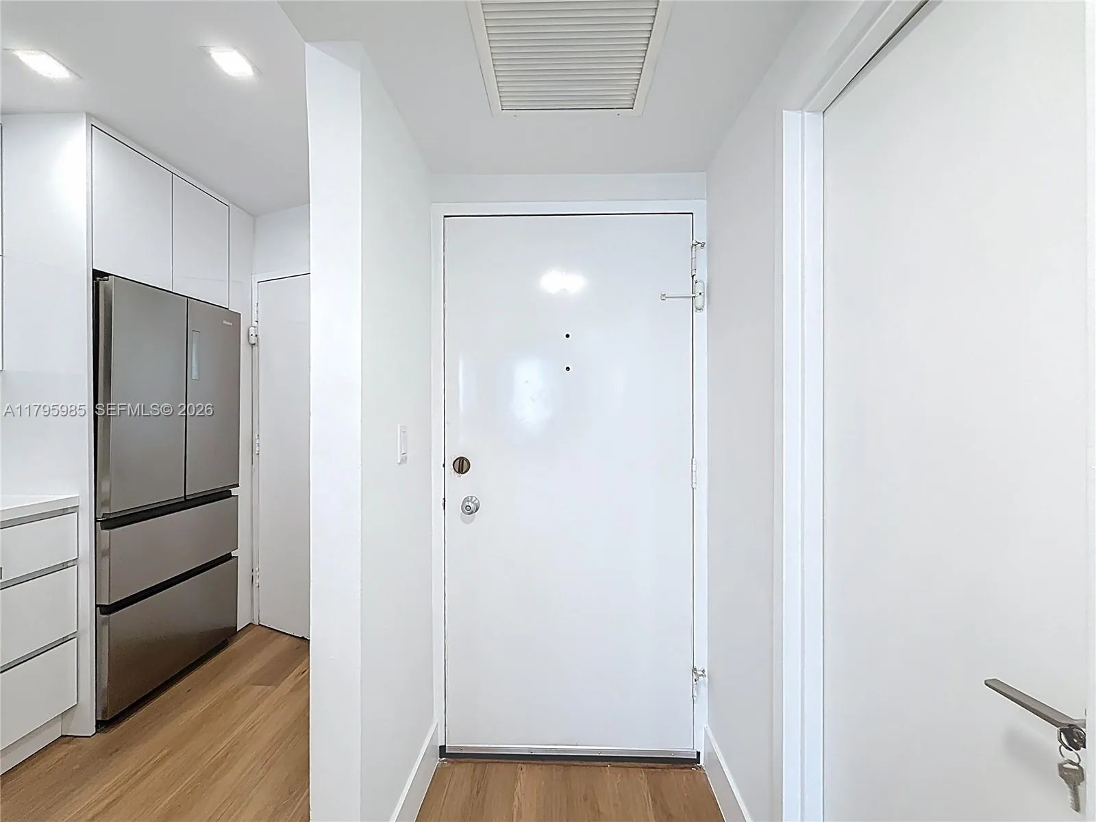 2899 Collins Ave # 1218, Miami Beach, FL 33140 photo 7