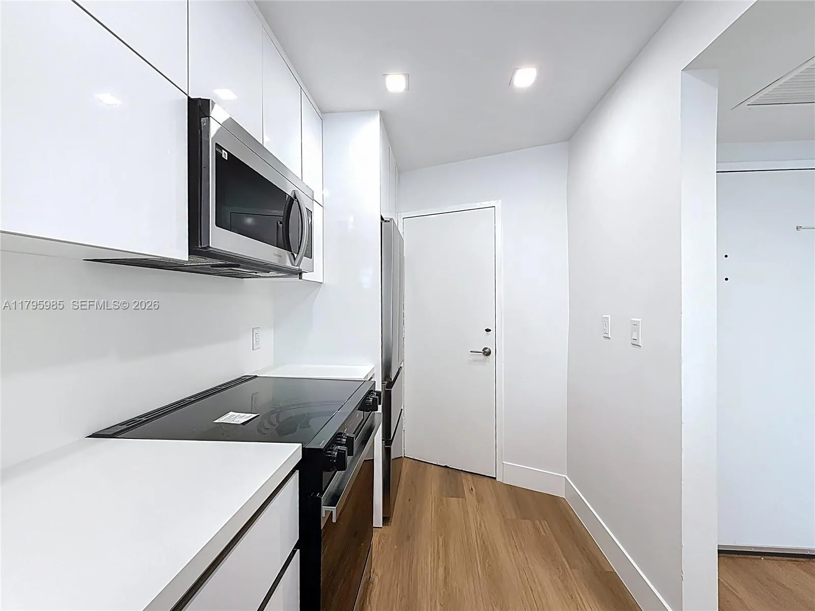 2899 Collins Ave # 1218, Miami Beach, FL 33140 photo 8