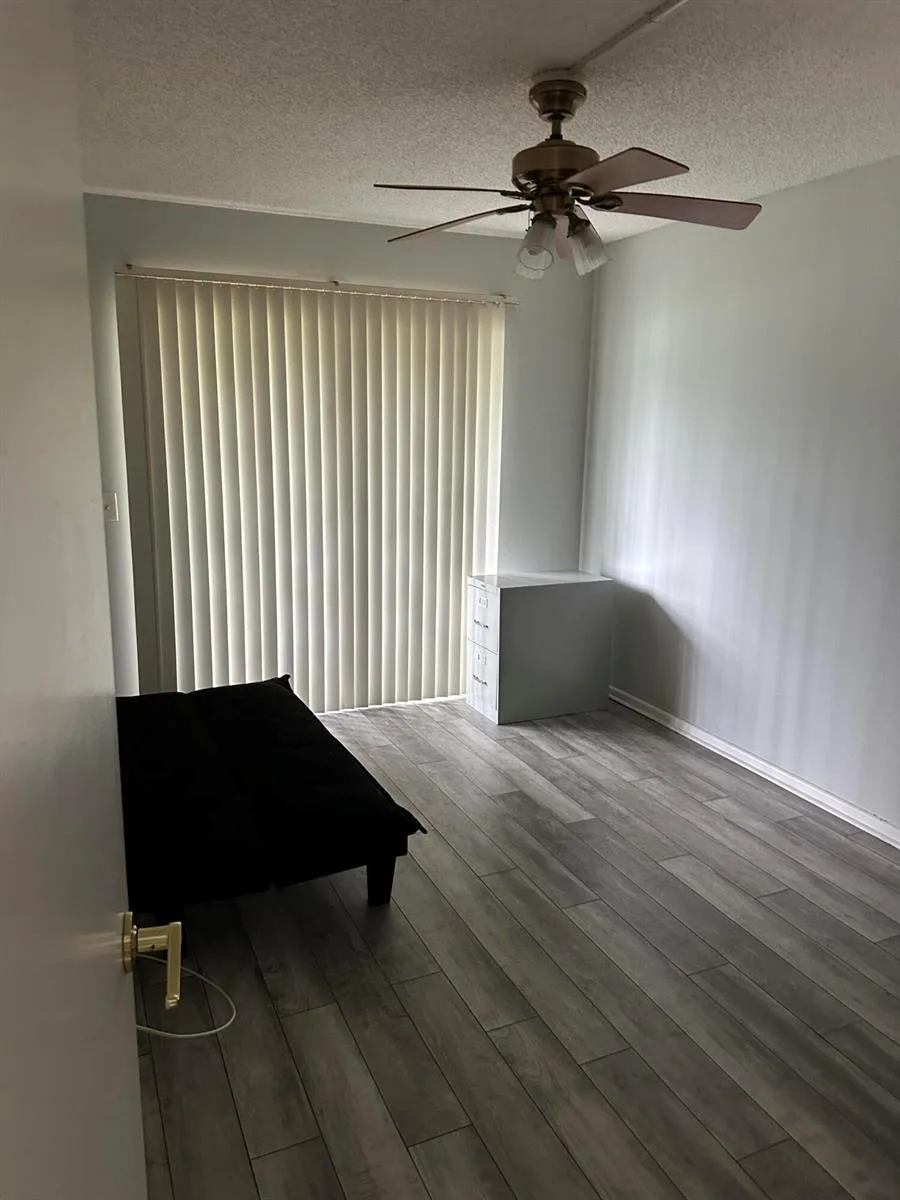 599 Fanshaw O, Boca Raton, FL 33434 photo 5