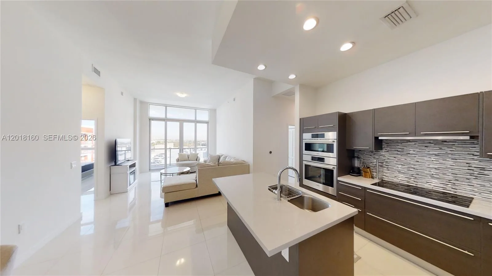 7825 NW 107th Ave # 821, Doral, FL 33178 photo 6