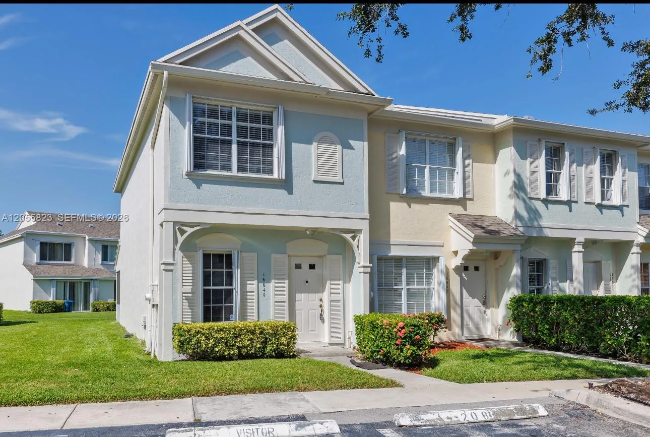 16640 Hemingway Dr # 16640, Weston, FL 33326