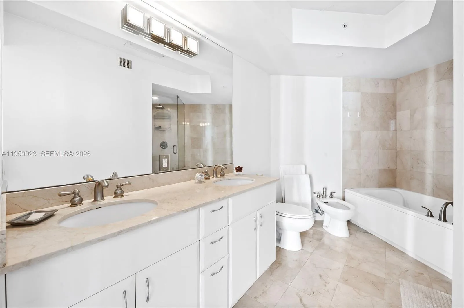 6365 Collins Ave # 1008, Miami Beach, FL 33141 photo 11