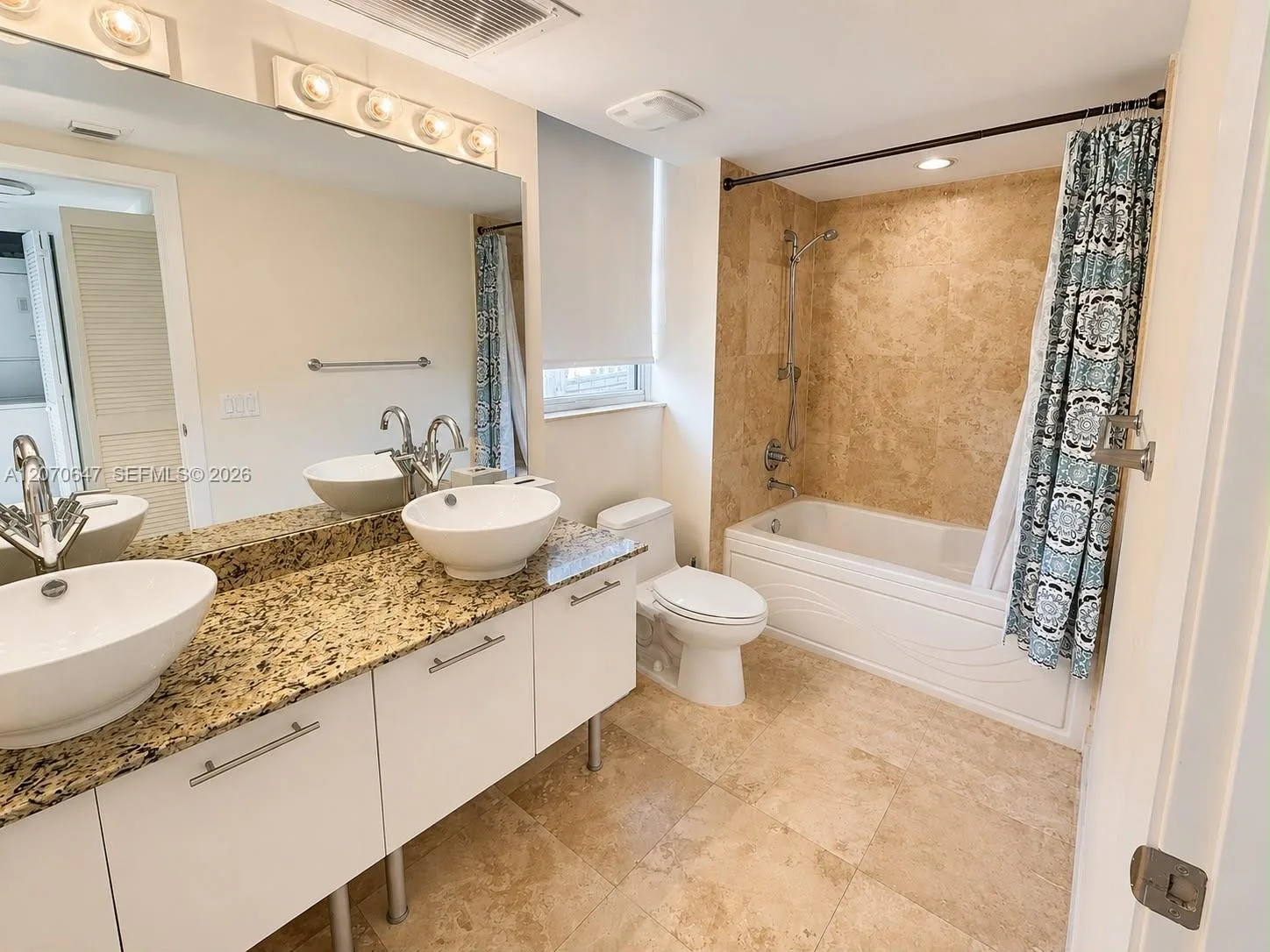41 SE 5th St # 516, Miami, FL 33131 photo 10