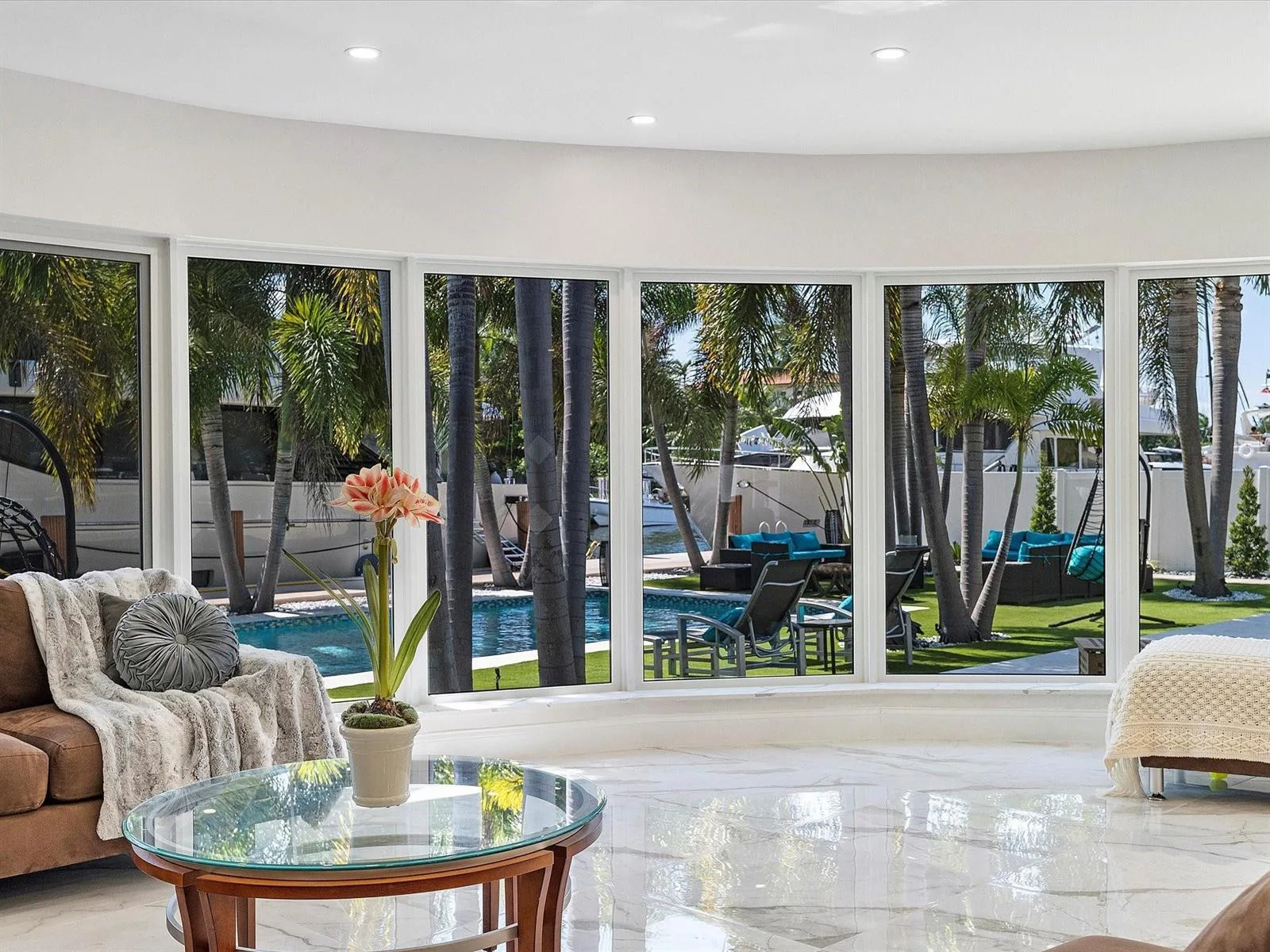 207 Royal Palm Drive, Fort Lauderdale, FL 33301 photo 13