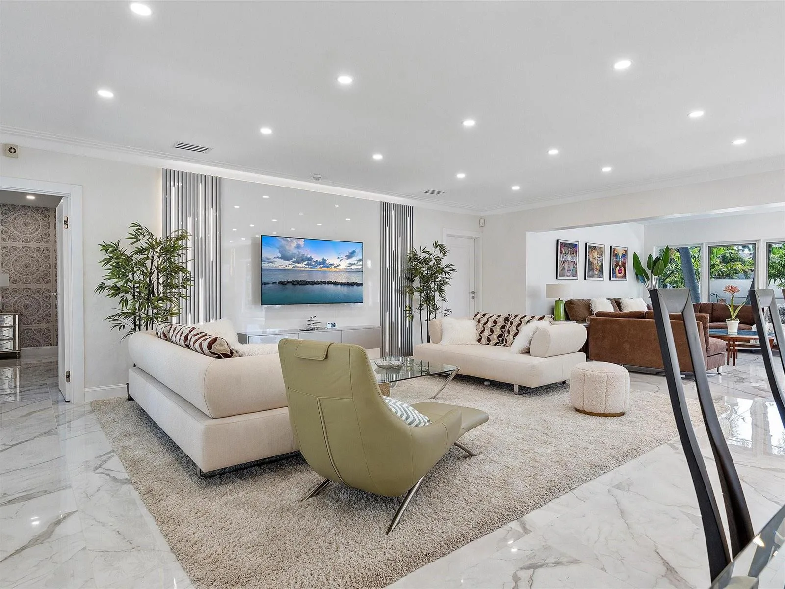 207 Royal Palm Drive, Fort Lauderdale, FL 33301 photo 7