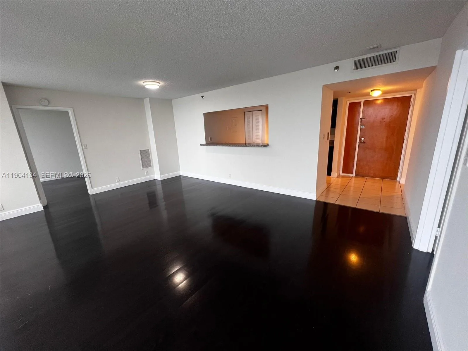 7601 E Treasure Dr # 915, North Bay Village, FL 33141 photo 2