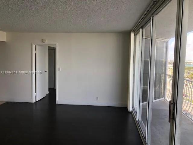 7601 E Treasure Dr # 915, North Bay Village, FL 33141 photo 9