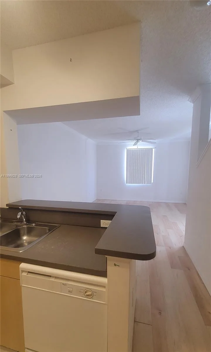 2961 NE 185th St # 1607, Aventura, FL 33180 photo 8