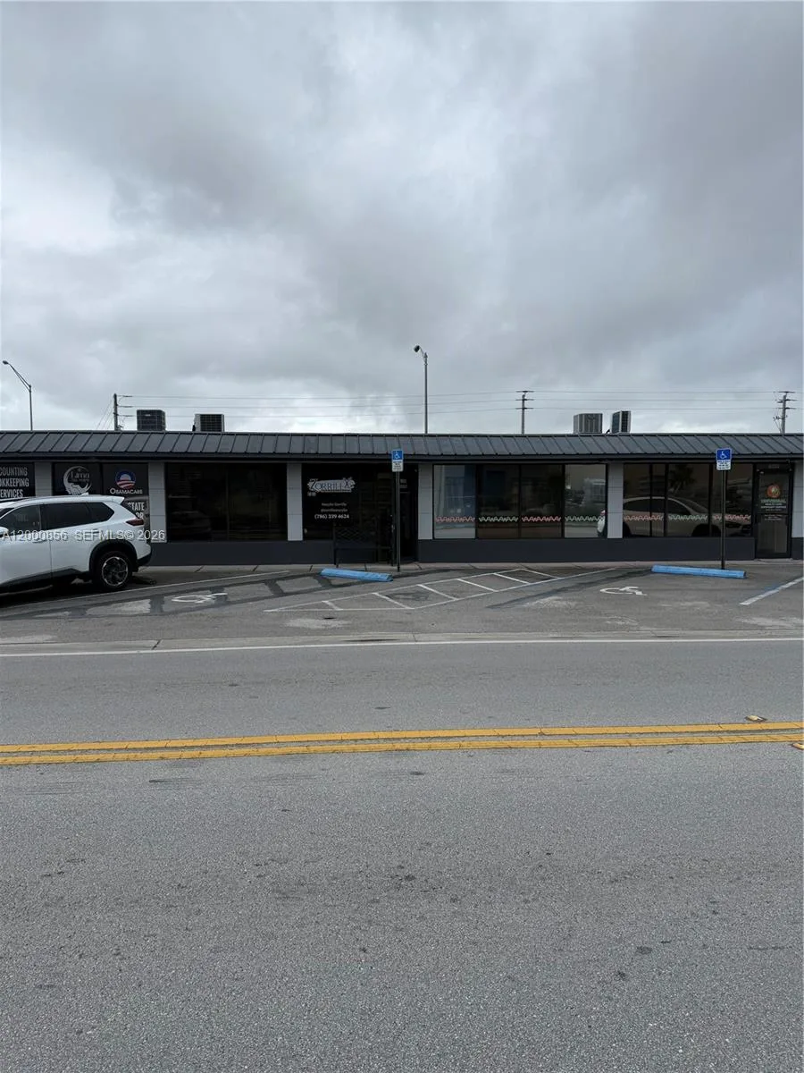 8511 NW South River Dr, Medley, FL 33166 photo 2