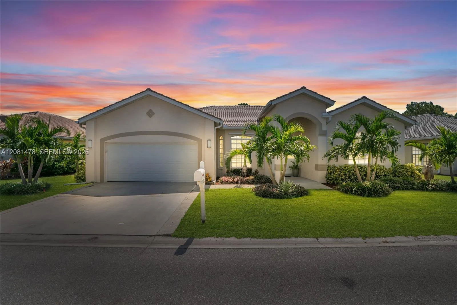 11142 Lakeland Cir, Other City - In The State Of Florida, FL 33913