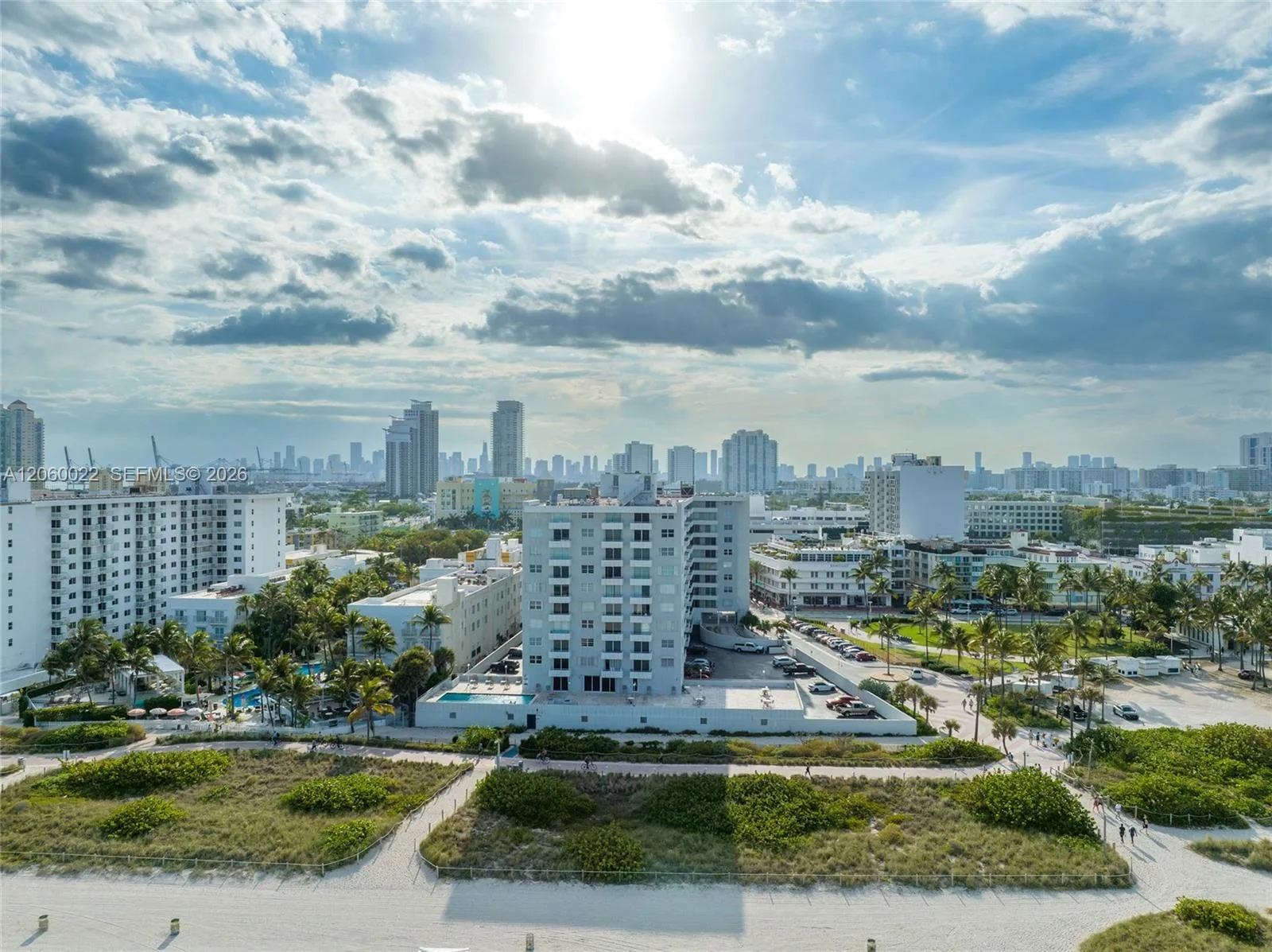 465 Ocean Dr # 303, Miami Beach, FL 33139