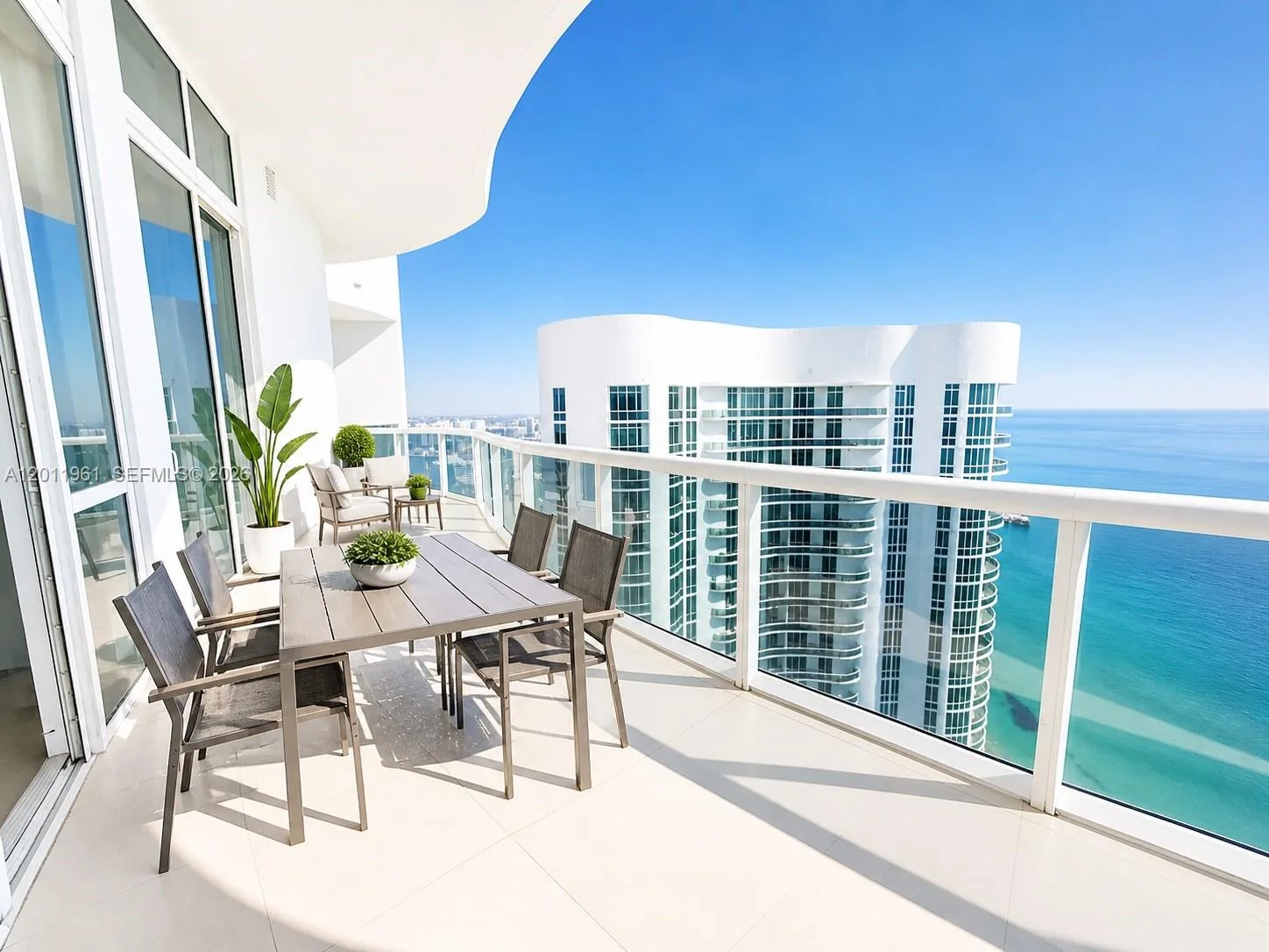 15901 Collins Ave # 4303, Sunny Isles Beach, FL 33160