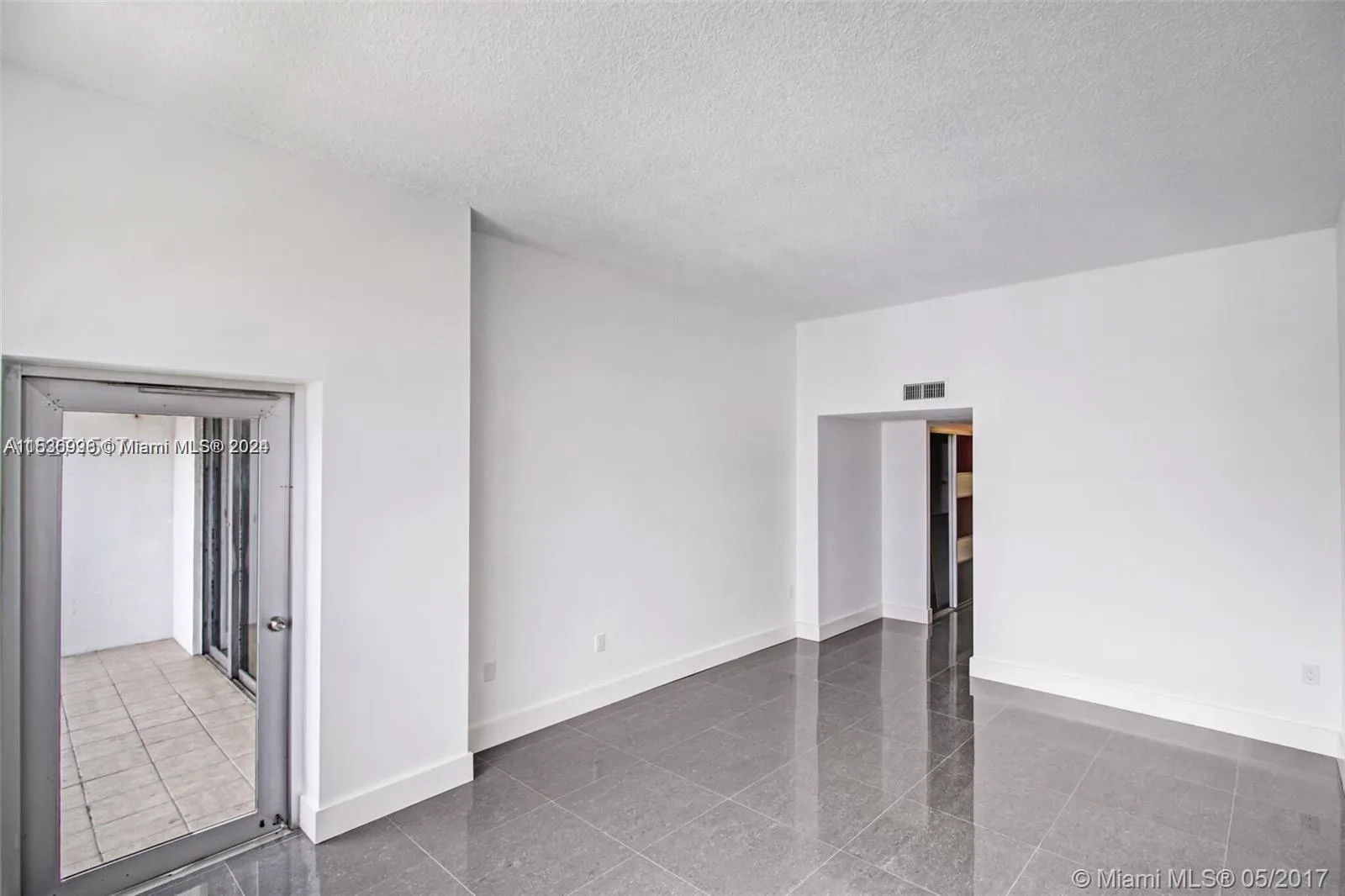 2801 NE 183rd St # 2208W, Aventura, FL 33160 photo 11