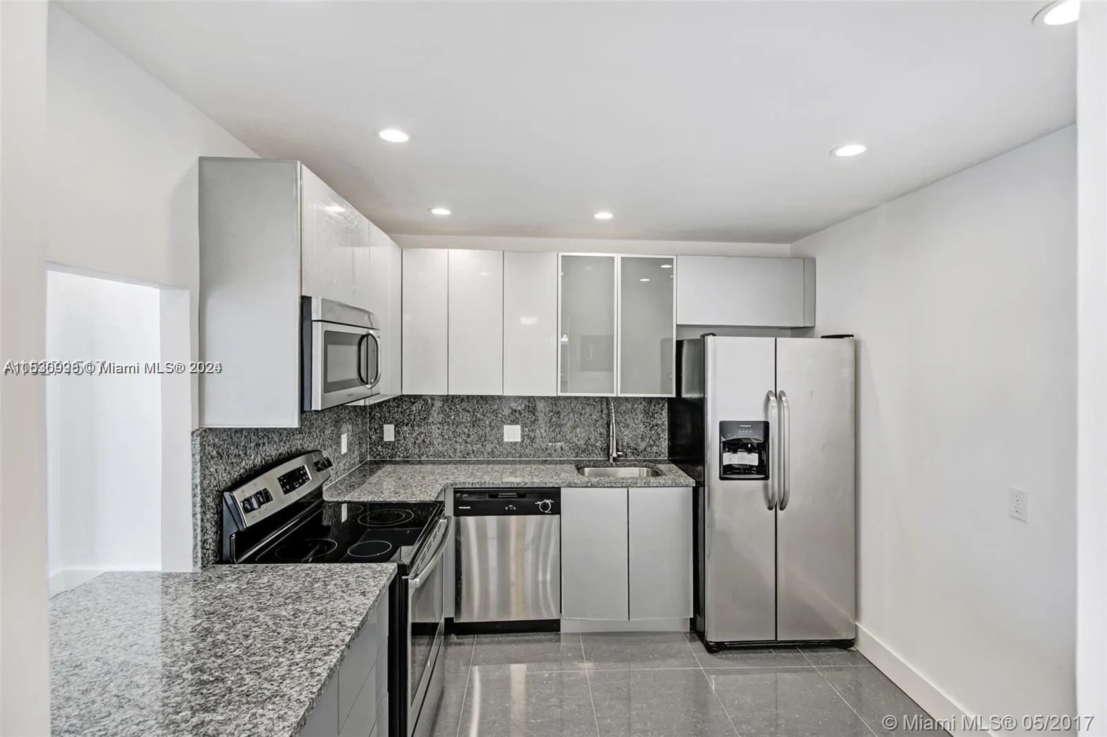 2801 NE 183rd St # 2208W, Aventura, FL 33160 — zdjęcie 3