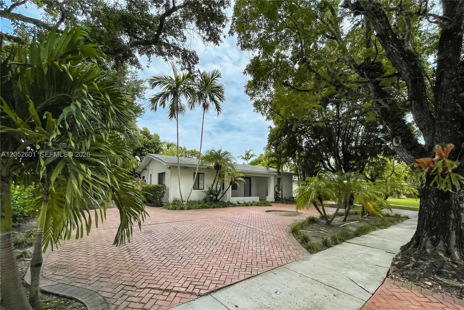 8045 SW 62nd Ct, Miami, FL 33143