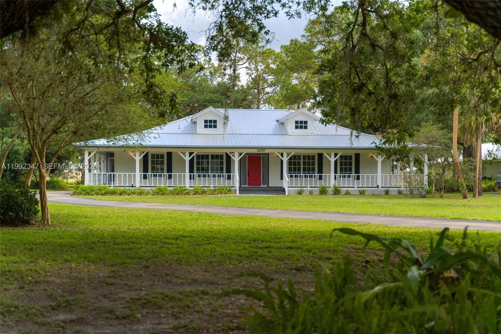1270 Riverbend Drive, La Belle, FL 33935