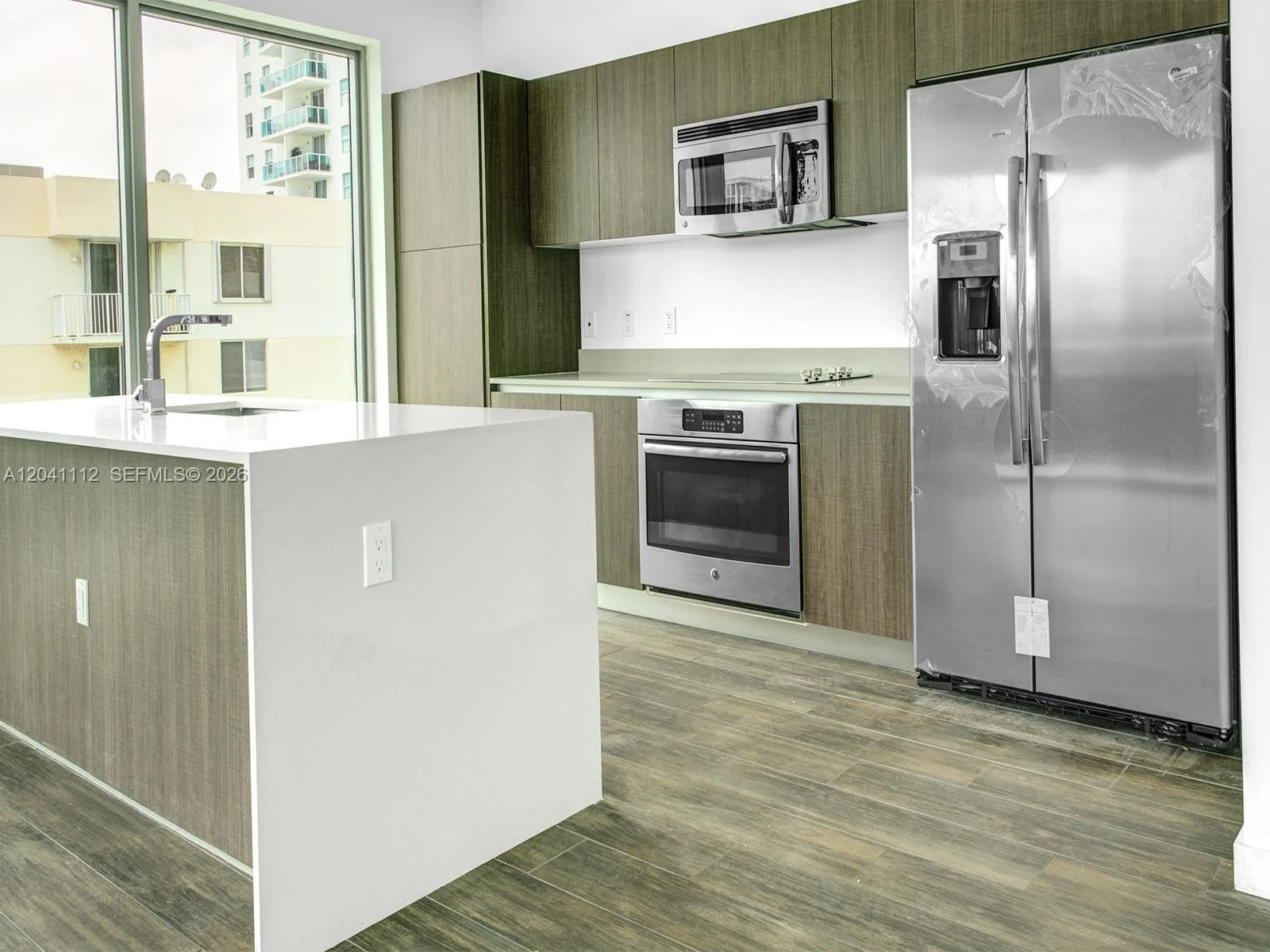1600 SW 1st Ave # 401, Miami, FL 33129 — zdjęcie 4