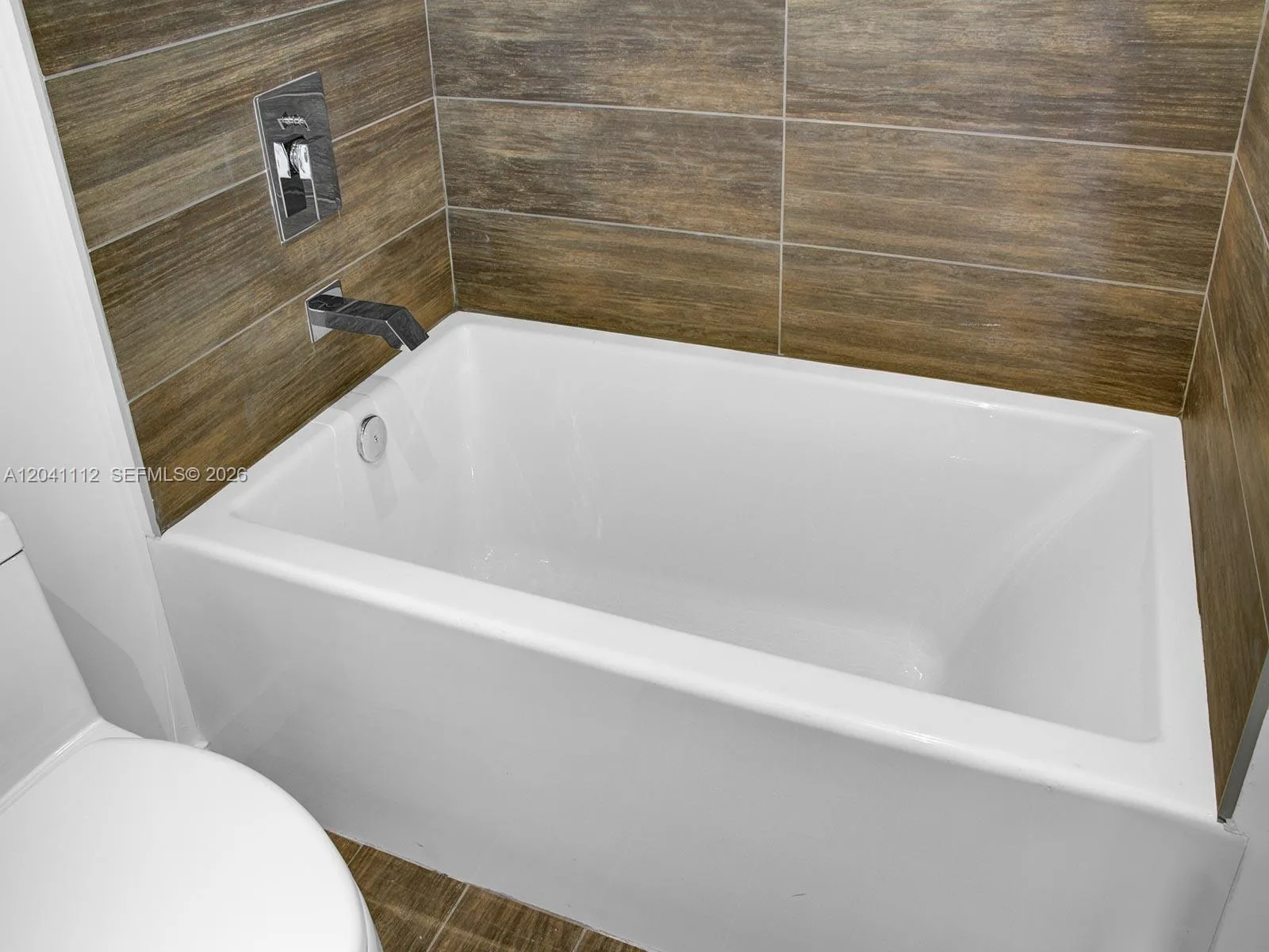 1600 SW 1st Ave # 401, Miami, FL 33129 photo 9