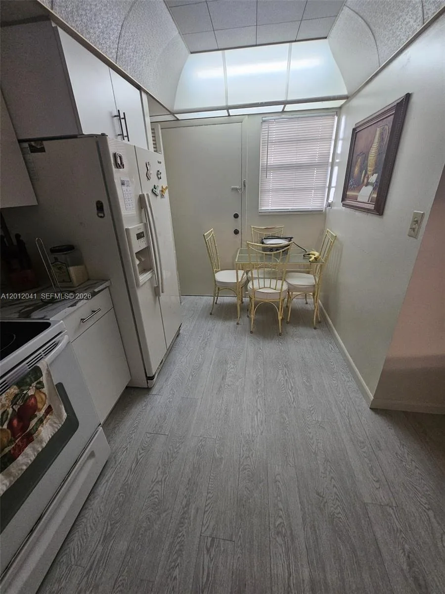 1670 NE 191st St # 109-3, Miami, FL 33179 photo 7