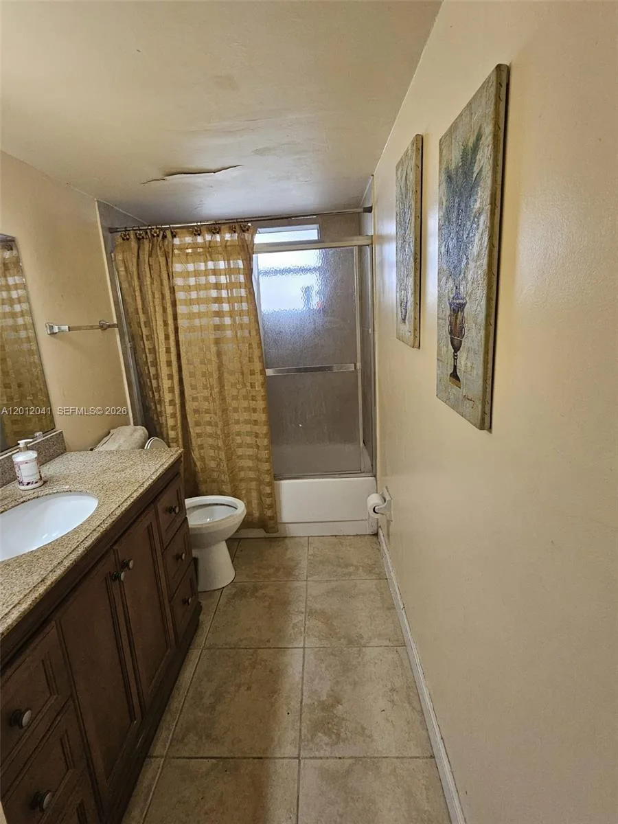 1670 NE 191st St # 109-3, Miami, FL 33179 photo 9