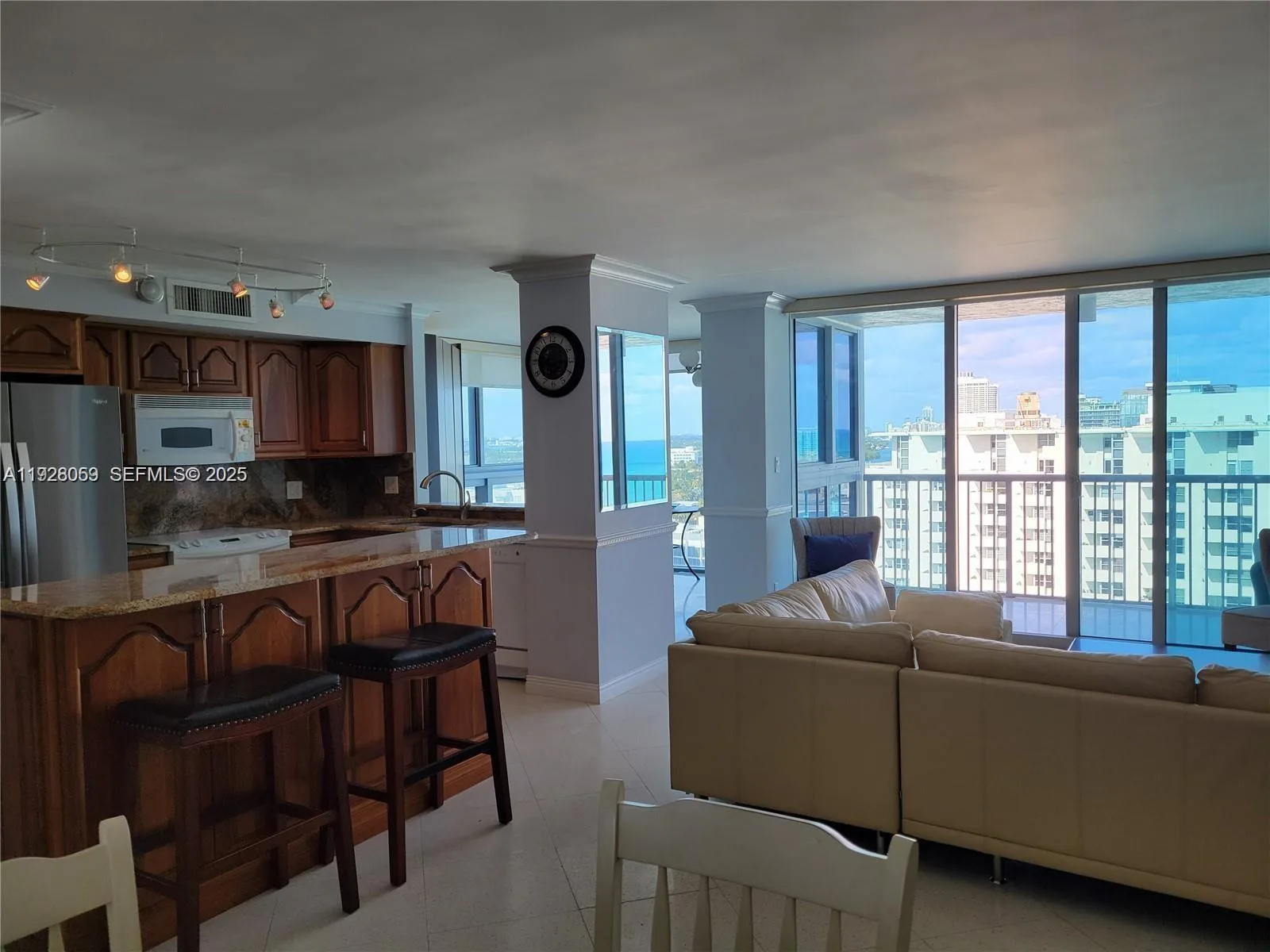 2655 Collins Ave # 2105, Miami Beach, FL 33140 photo 3