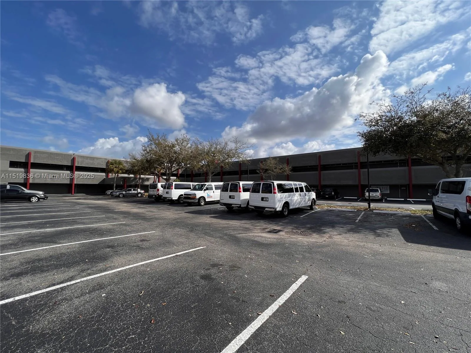 5975 W Sunrise Blvd # 208B, Sunrise, FL 33313