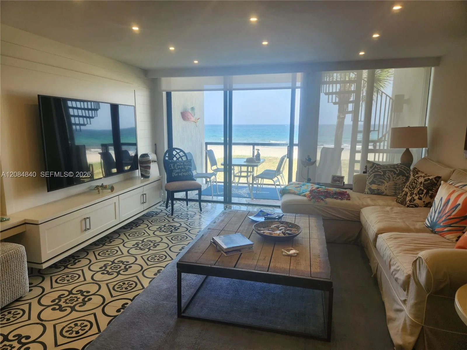 550 NE 21ST AVE # 6, Deerfield Beach, FL 33441