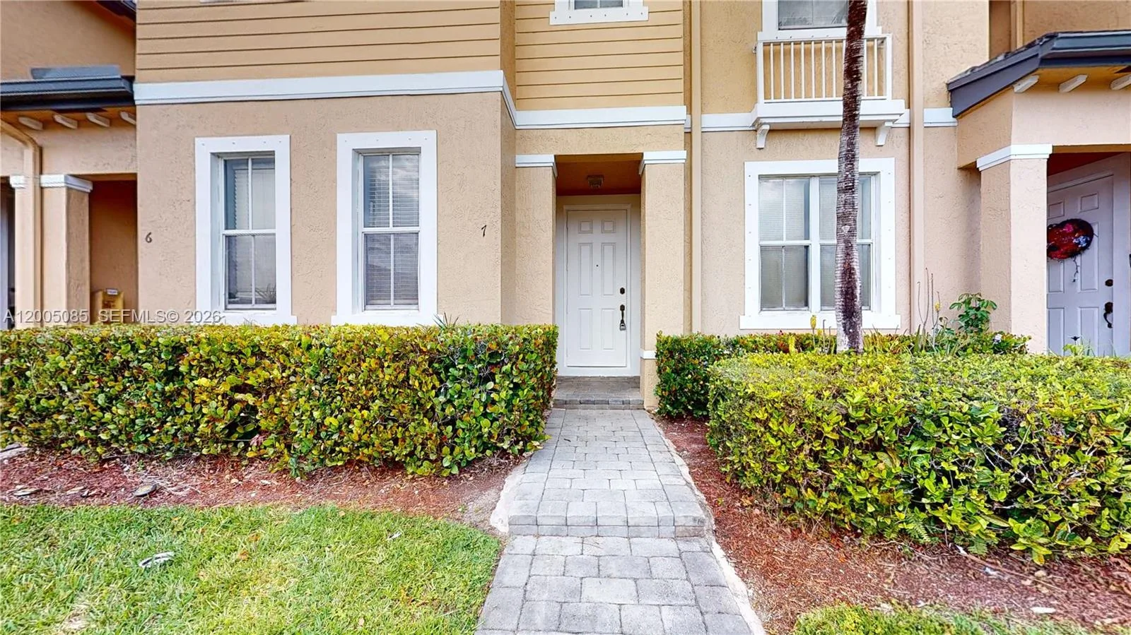 2929 SE 2nd St # 7, Homestead, FL 33033