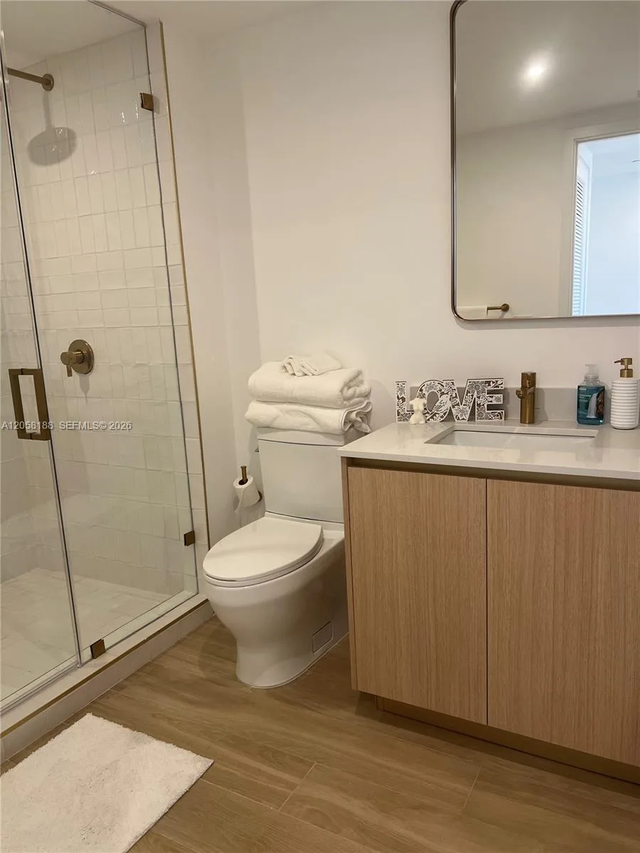 90 NE 32 # 821, Miami, FL 33137 photo 12