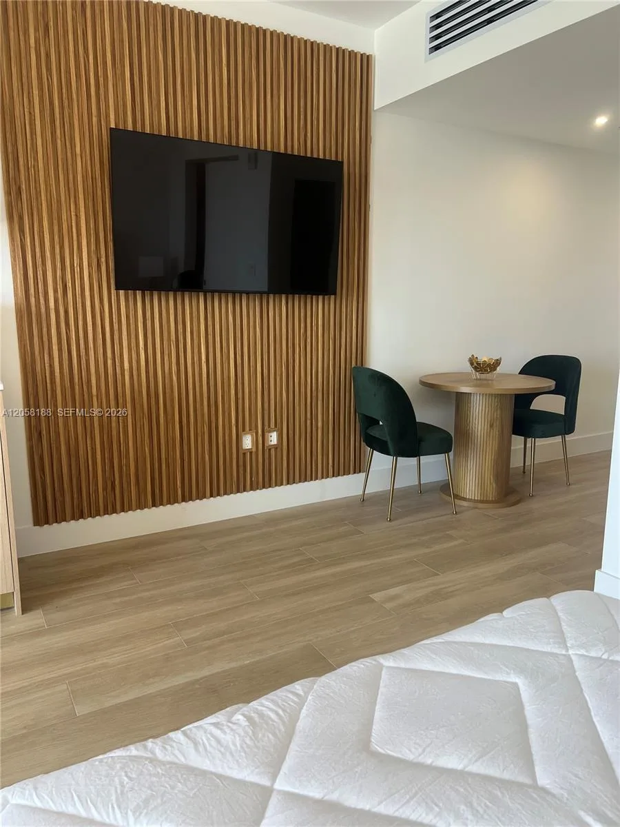 90 NE 32 # 821, Miami, FL 33137 photo 8