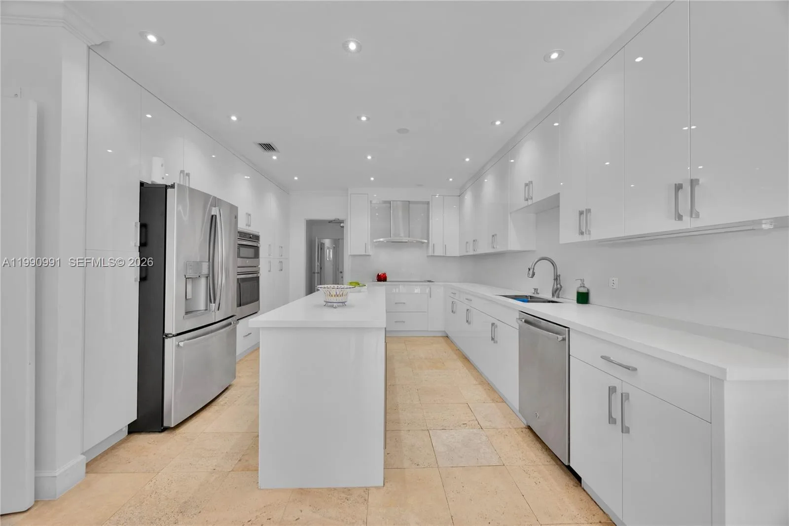 6200 Granada Blvd, Coral Gables, FL 33146 photo 13