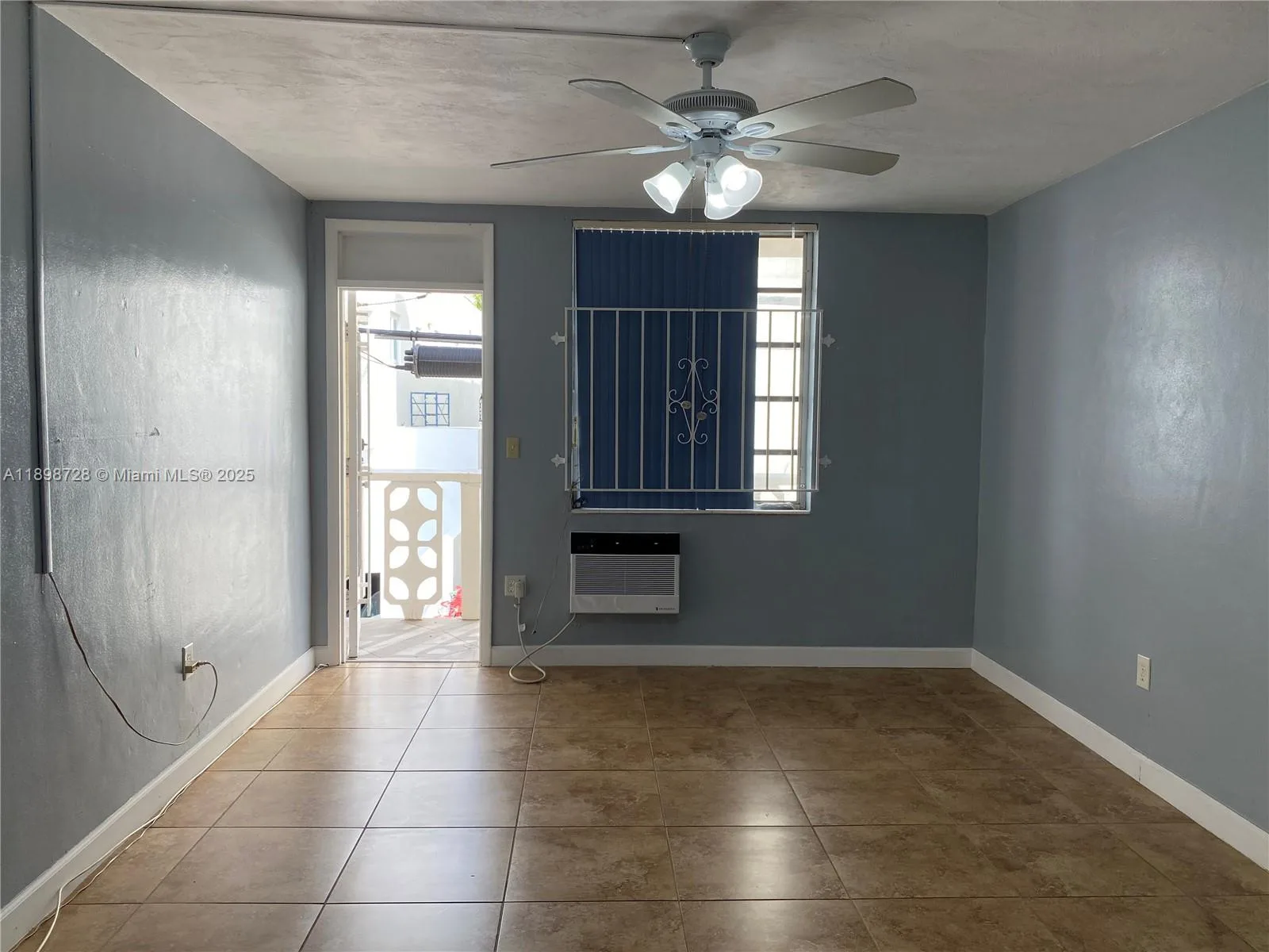 441 Collins Ave # 27, Miami Beach, FL 33139 photo 13
