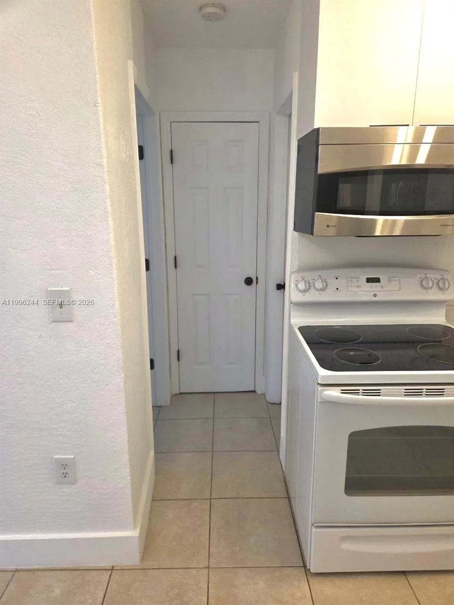 34 SW 6th Ave # 4, Dania Beach, FL 33004 photo 11