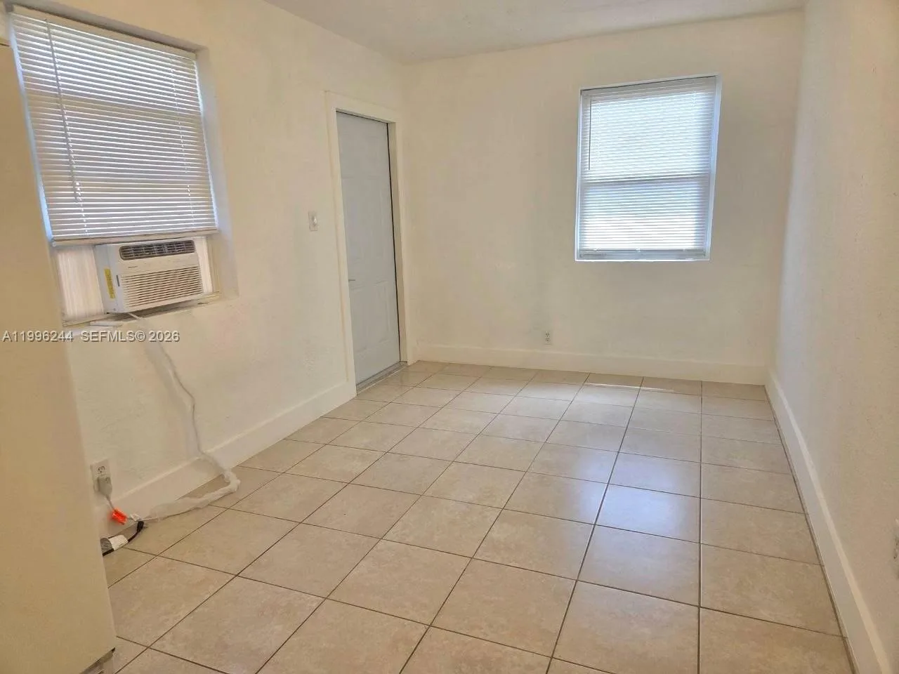 34 SW 6th Ave # 4, Dania Beach, FL 33004 photo 3