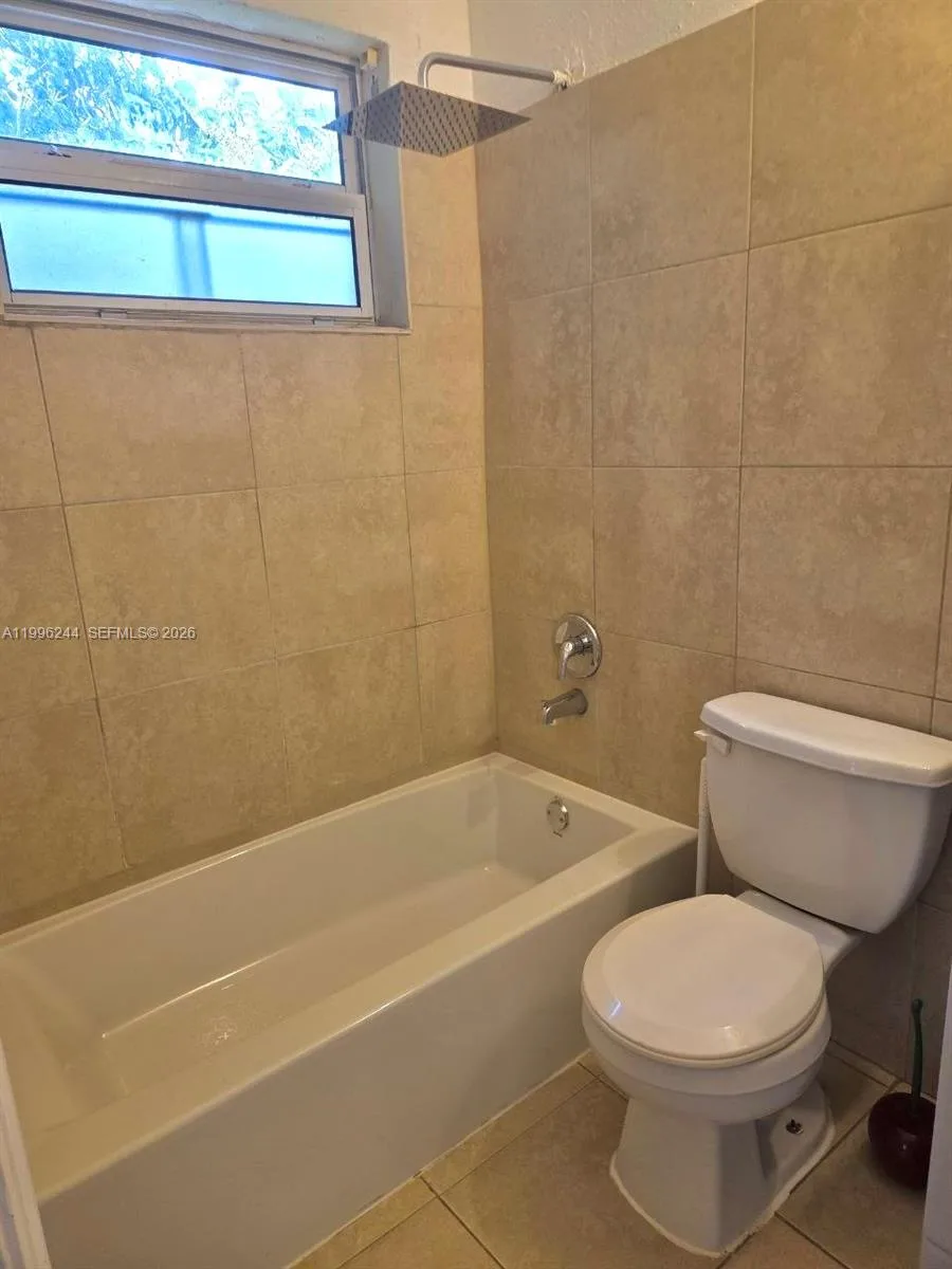 34 SW 6th Ave # 4, Dania Beach, FL 33004 photo 7