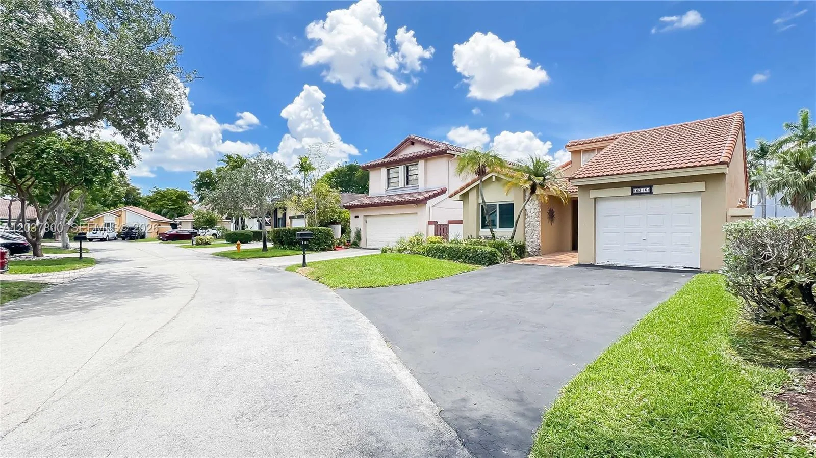 6316 NW 173rd St, Hialeah, FL 33015 photo 3