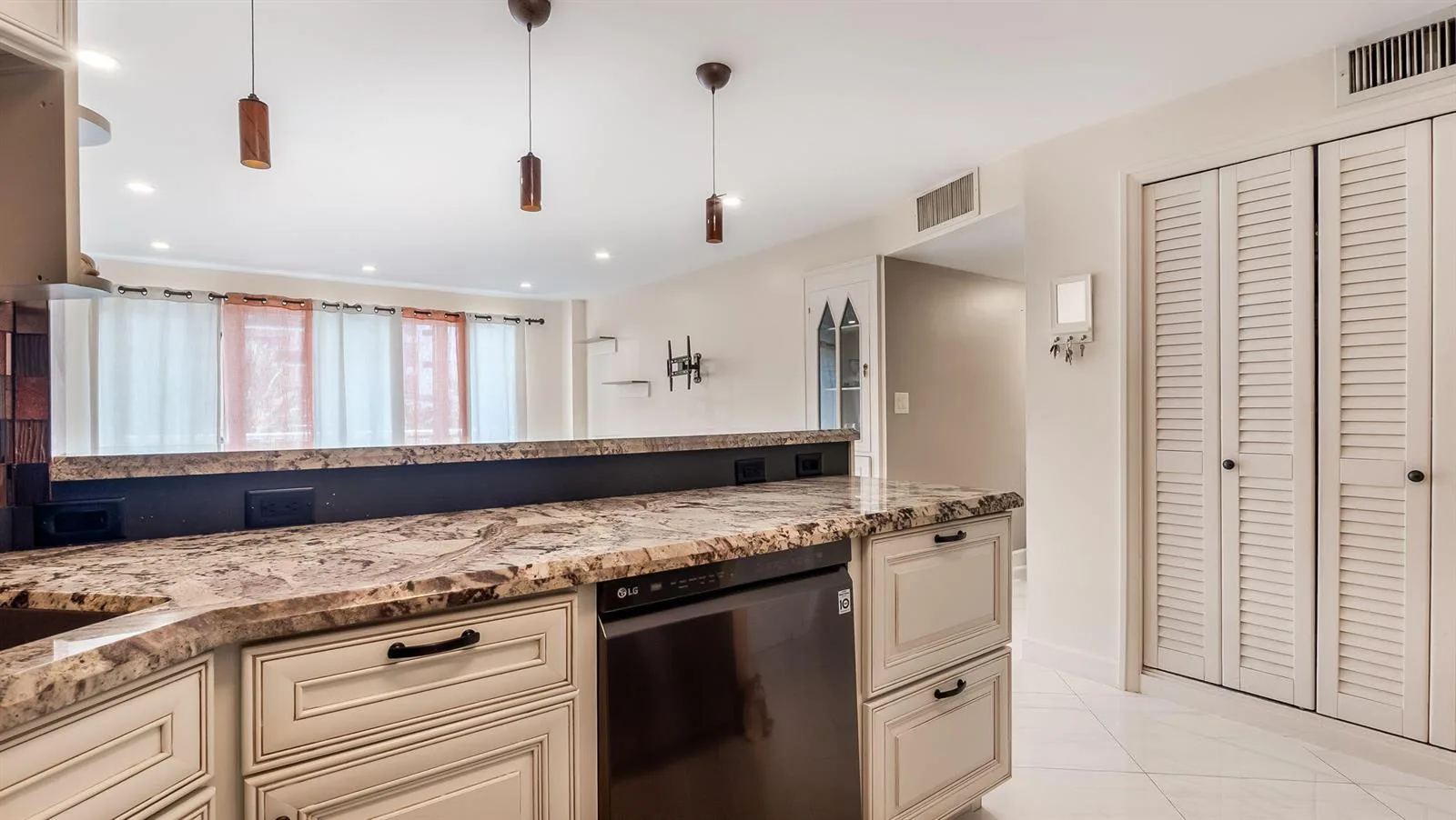 133 N Pompano Beach Boulevard # 204, Pompano Beach, FL 33062 photo 5