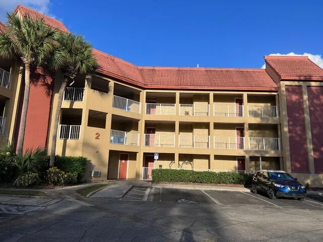6337 Parc Corniche Dr Drive # 2111, Orlando, FL 32821