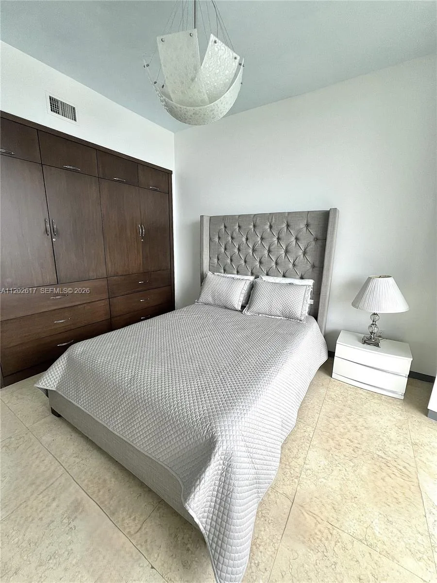 16001 Collins Ave # 1705, Sunny Isles Beach, FL 33160 photo 5